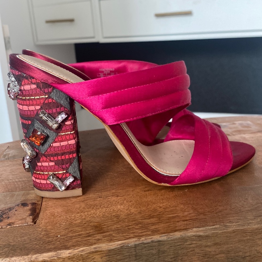 Hot fuchsia crystal sandals